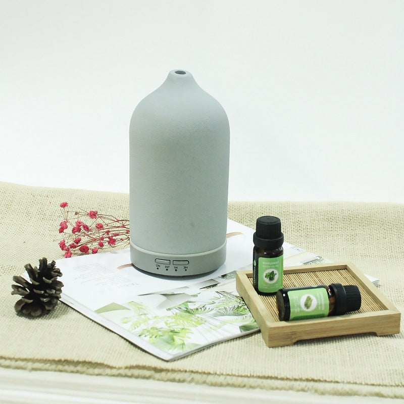 Where Fine Art Meets Fragrance: The Timeless Ceramic Diffuser.