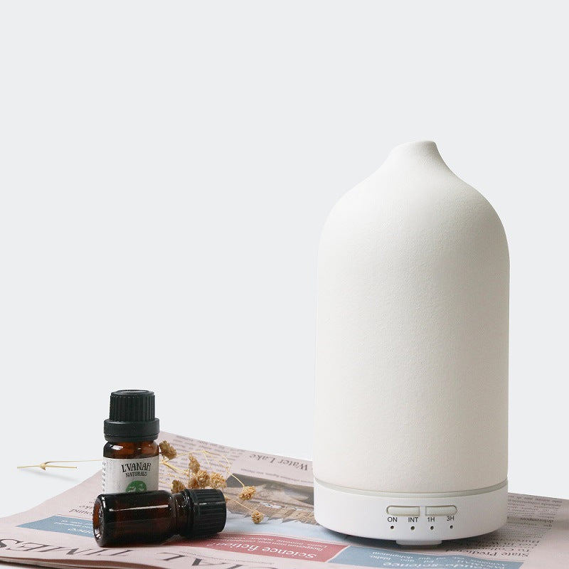 Where Fine Art Meets Fragrance: The Timeless Ceramic Diffuser.